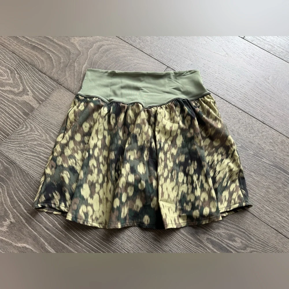 Offline by Aerie Real Me Printed Tennis Skirt Size Medium